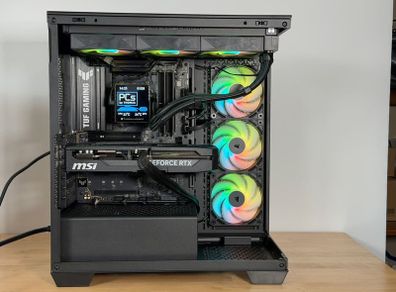 High End Gaming PC | RTX 5080 | 9800X3D