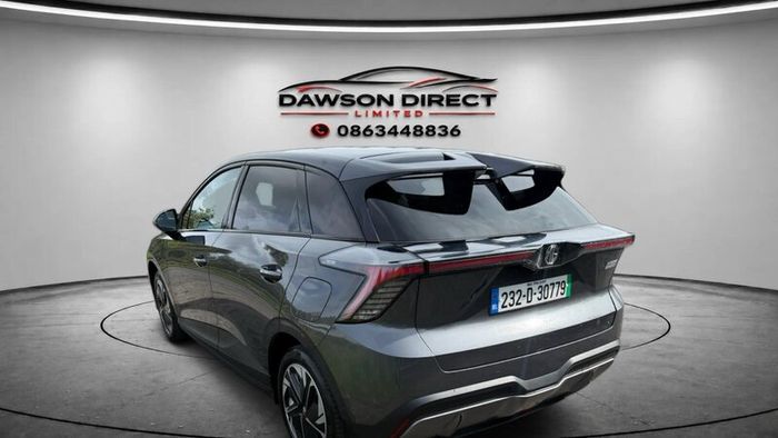 Mg4 trophy 150kw 64kwh long range