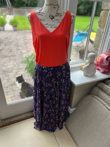 Karen Millen Skirt/ Oasis Top