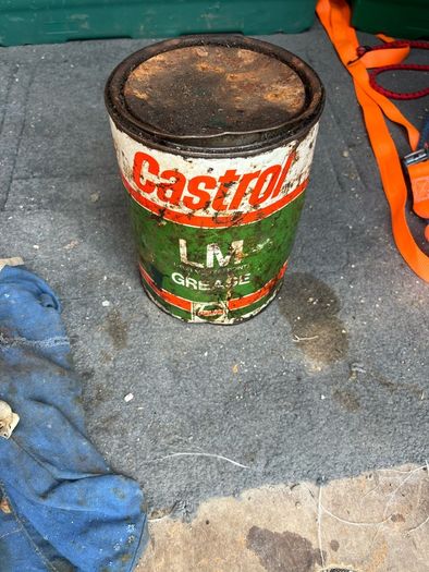 Old castrol grease tin