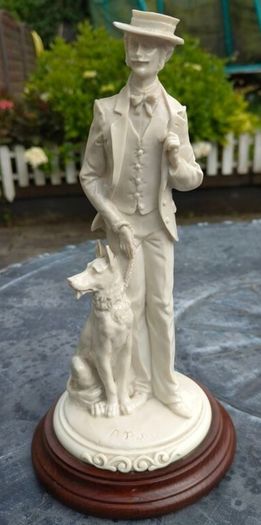 Porcelain " Victorian Gentleman". Auro Belcari. circa 1980