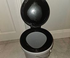 Portable toilet bucket