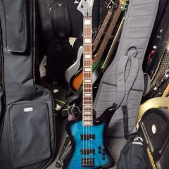 Jackson Kellybird Bass JS3Q