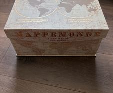 Decorative storage box