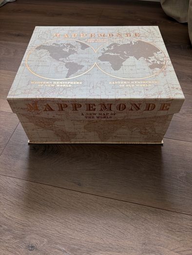 Decorative storage box