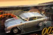 Autoart James Bond