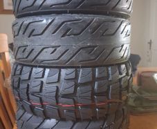 escooter 10 inch only the two top ones left ATM street tires