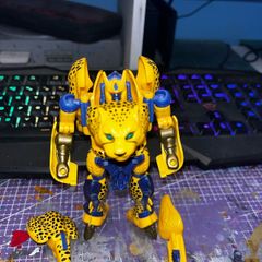 Hasbro Transformers Vintage Beast Wars Re-issue maximal cheetor action figure