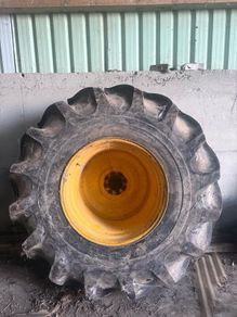 Goodyear 30.5L - 32 Special Sure Grip TD8