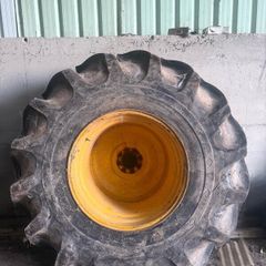 Goodyear 30.5L - 32 Special Sure Grip TD8