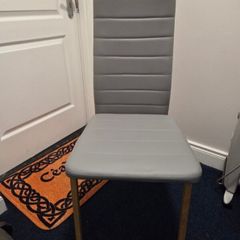 Dining Chairs x 4