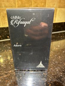 Paris Corner Riffaquat Adorn EDP.