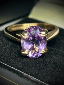Rich 9ct Gold Amethyst Ring