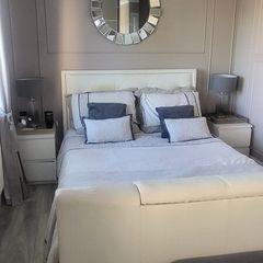 king size TV Bed