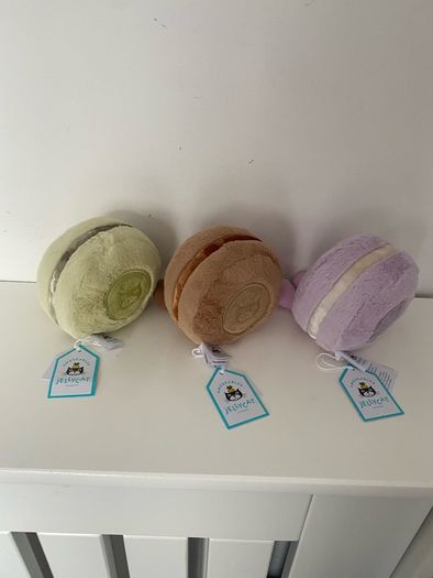 New JELLYCAT Max/ Mona/ May Macarons