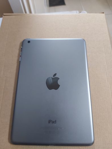 Apple Ipad Mini 1st Generation, 16GB, Black, Activation Locked, in very good cosmetic condition