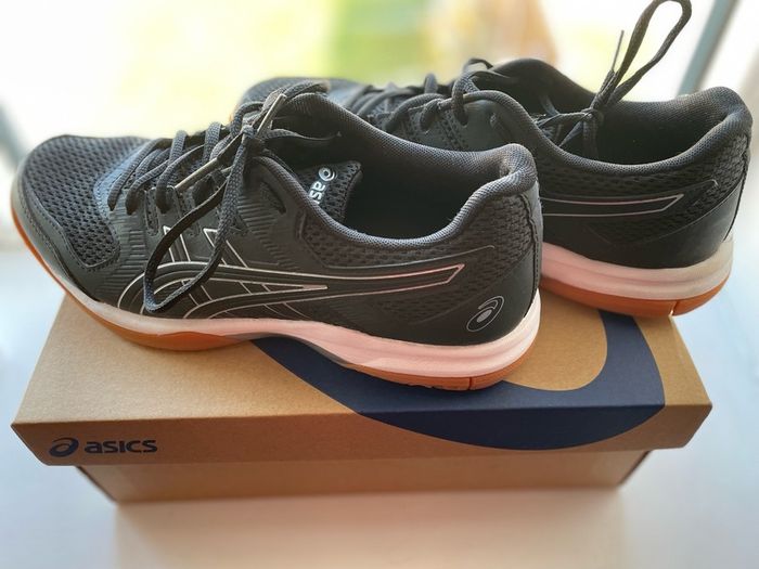 ASICS Indoor Badminton Shoes