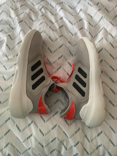 Adidas runners
