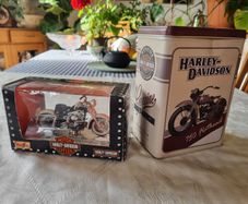 Harley Davidson 1958 FLH Maisto model