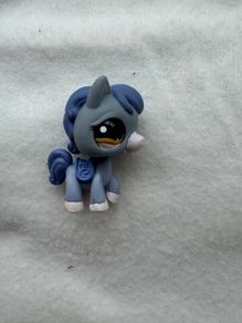 Vintage 2007 Hasbro Littlest Pet Shop blue Horse 1114 LPS Used Please look at the pictures