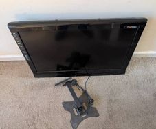Normende 32 inch TV and bracket