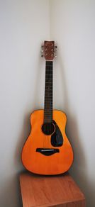 Yamaha 3/4 folk Guitar with Gigbag natural
