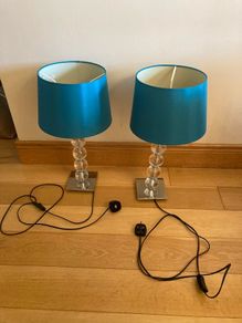 2 real coloured lamps