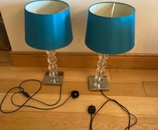 2 real coloured lamps