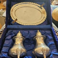 Range of Collectable Silver Plate Epns and Ceramic Items