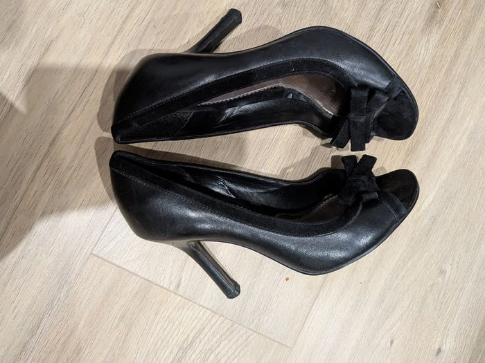 Footwear 37/4
