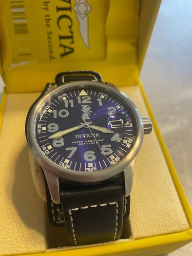 Invicta Men Watch Blue Dial Boxed Pristine Condition