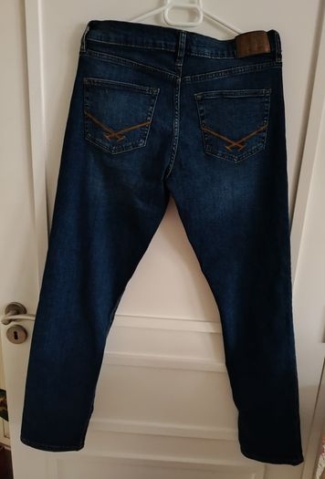 U S Polo Assn jeans 32 waist 31 leg slim fit regular with elasticated waist in very good condition with no issues FREE STANDARD POSTAGE INCLUDED
