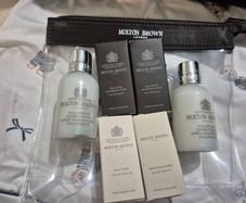 Molton Brown fragrance x 4 conditioner x 2 make up bag.new