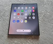 Samsung galaxy fold 6 - Read ad