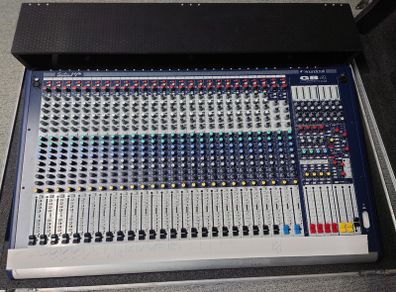 Soundcraft GB4 24 channels