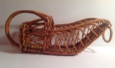 Retro Wicker Wine Serving Basket