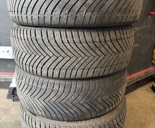Set of all seasons tyres 225/45/r19