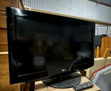 LG tv 32 inch