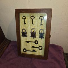 Vintage Wooden Key Holder Box