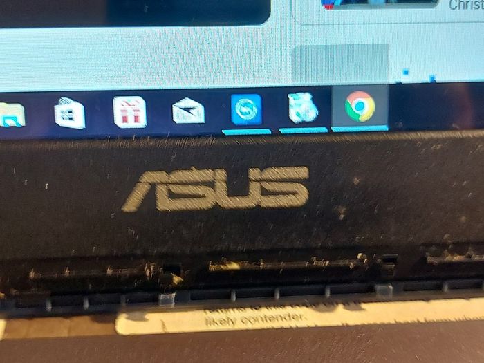 Asus Notebook PC, Model E203N, Intel Celeron CPU N3350, 1.1GHz, 2 GB Ram, 32GB Flash drive, windows 10, microsoft Edge, Chrome and VLC