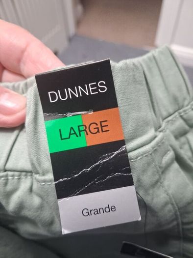 Ladies trousers