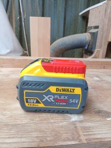 Dewalt 12 ah 54v flexvolt battery