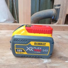 Dewalt 12 ah 54v flexvolt battery