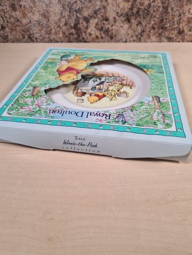 Royal Doulton Disney Winnie The Poo Collection Plate Baby Christening Gift Brand New