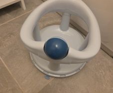 Baby bath seat