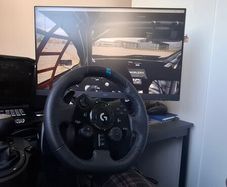 Steering wheel g923