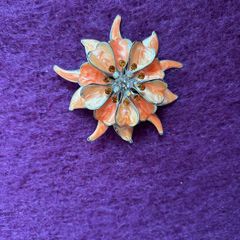 Brooch