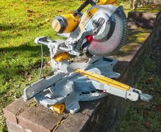 dewalt 10inch mitre saw