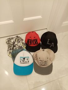 Caps x 5