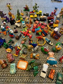 Selection of vintage Kinder toys, collectors items